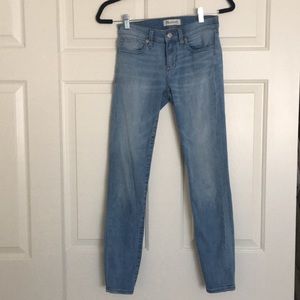 Barely worn madewell jeans!